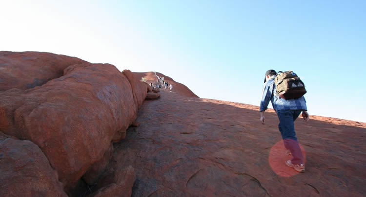 uluru_climb